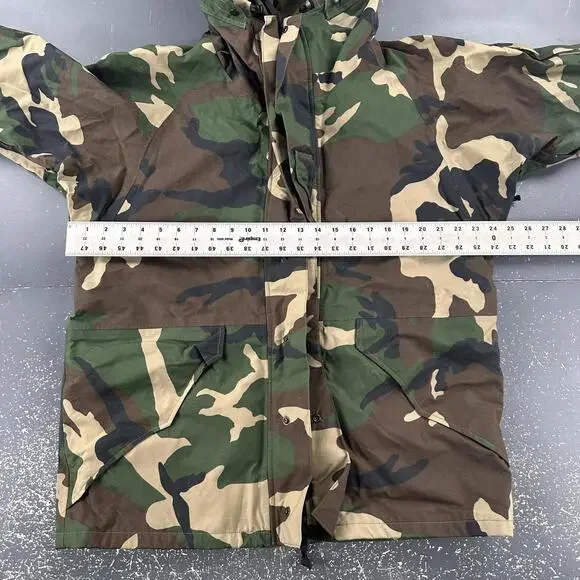 VTG Cold Weather Camouflage Parka MIL-P-44188D Medium Gortex Woodland New ECWS